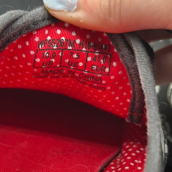 Black and White Keds Minnie Mouse Print Low Sneaker size 10 - Picture 5 of 6